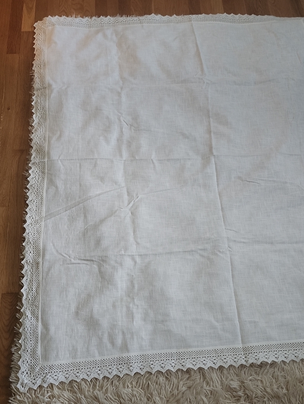 53x63 German Tablecloth - Picture 3 of 4